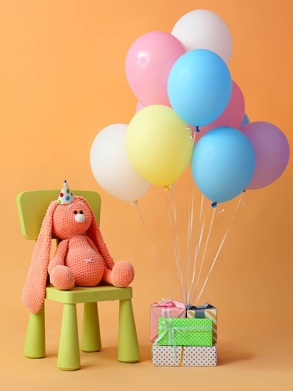 What to Bring to a Gender Reveal When You Want to Be Thoughtful, Not Extra